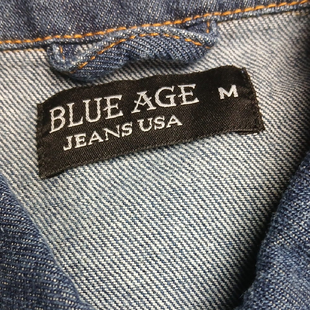 Women's Denim Jean Jacket - Picture 4 of 7